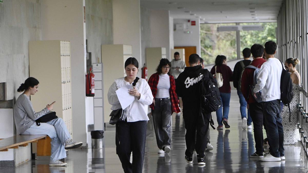 Último día de los exámenes de la nueva Prueba de Acceso a la Universidad ( PAU ) en Galicia.