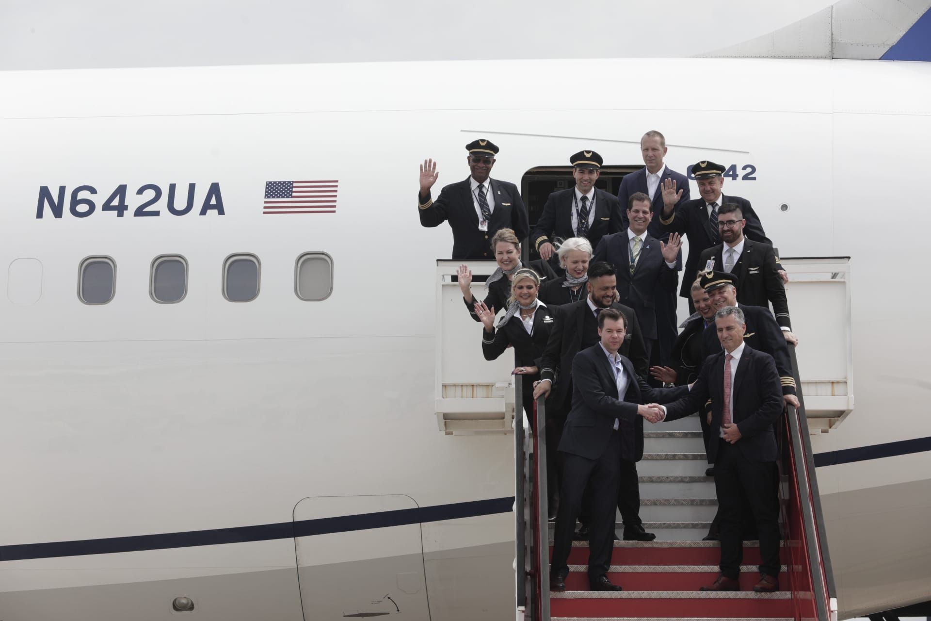 Llega a Mallorca el primer vuelo Nueva York-Palma sin baño de mangueras