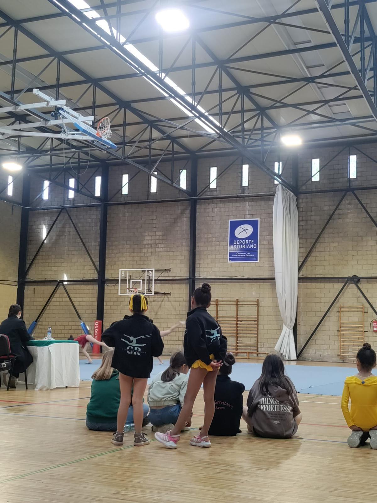 V Trofeo de Gimnasia Rítmica "Concejo de Llanes" V Trofeo de Gimnasia Rítmica "Concejo de Llanes"