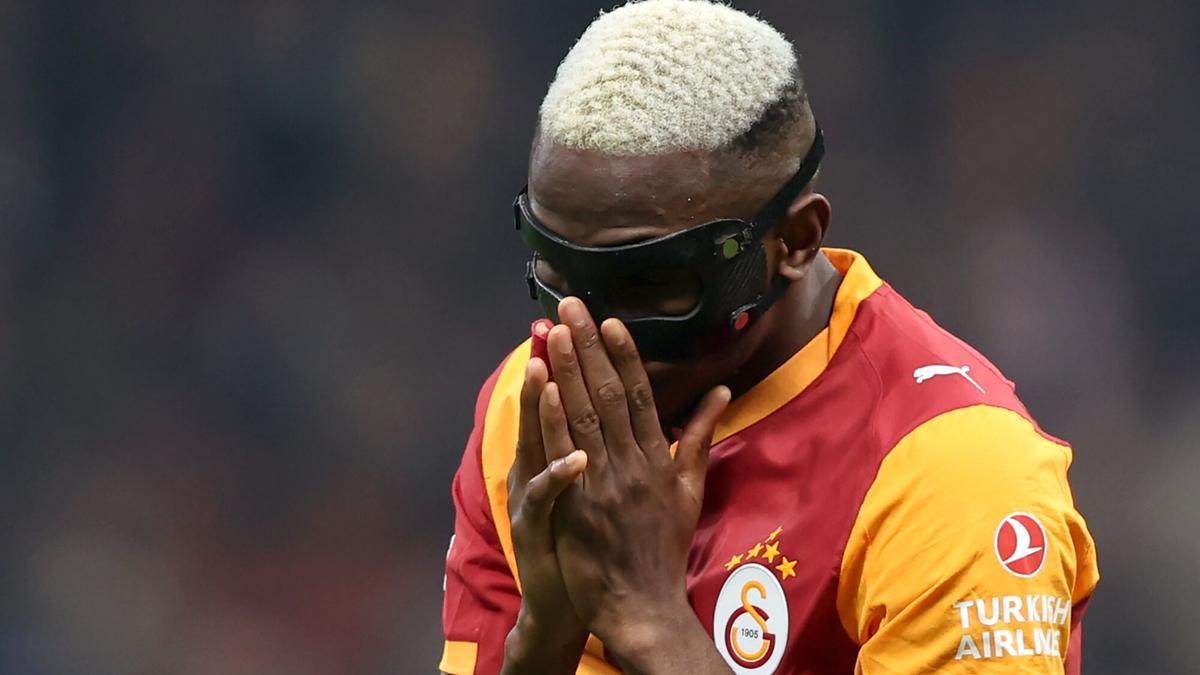 El 'killer' del Galatasaray se puso las botas frente al Ajax: el 'hat-trick' de Osimhen