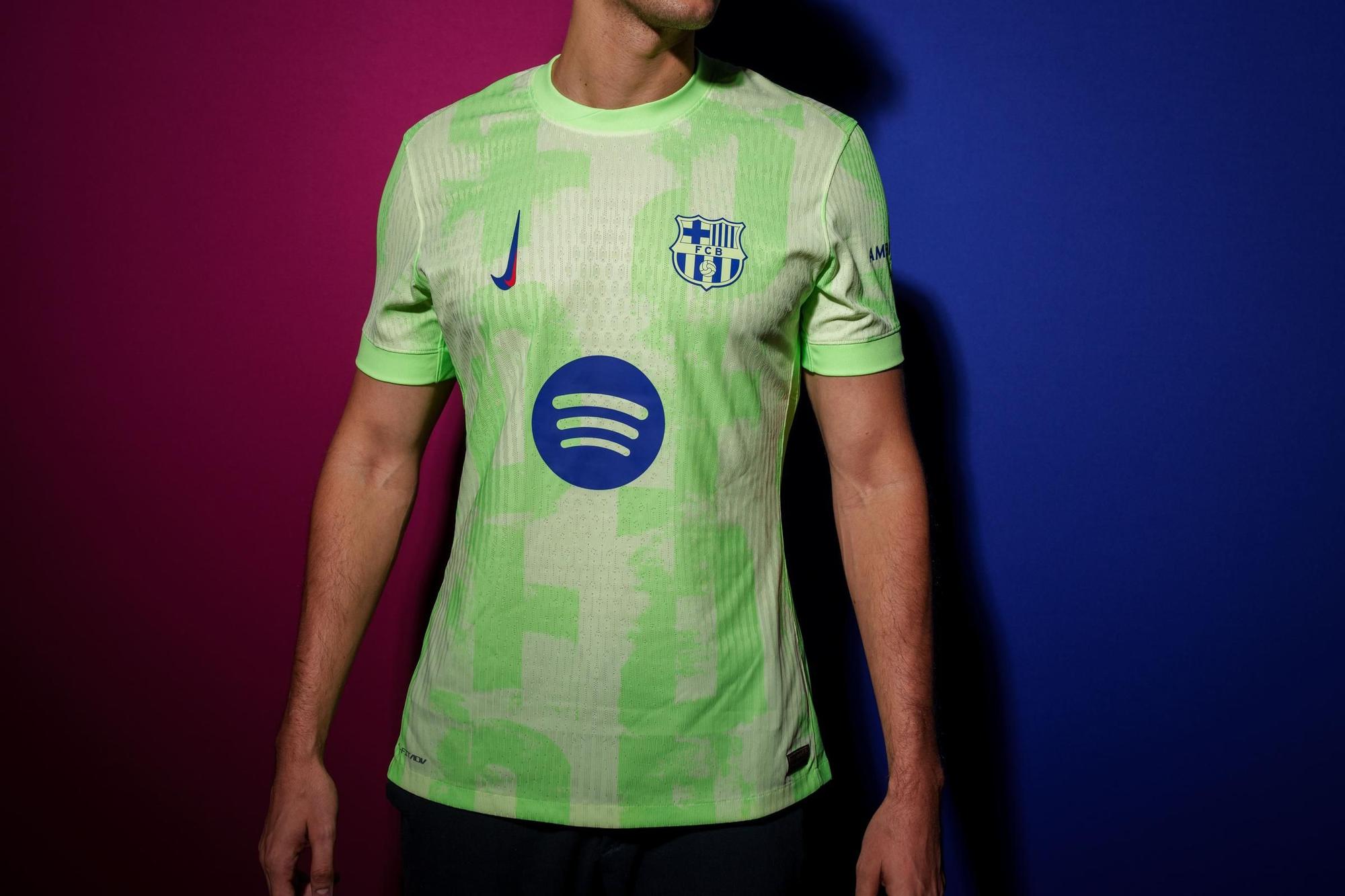 El Barca presenta la tercera equipacion