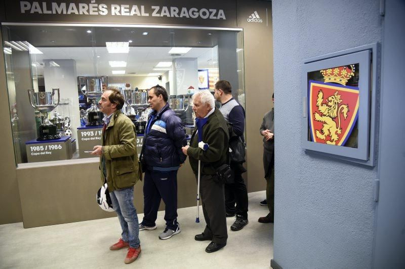 Largas colas para adquirir entradas para el derbi aragonés