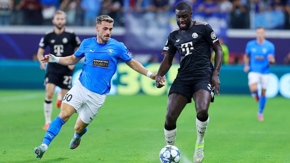 Upamecano en un partido de Champions
