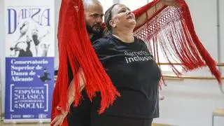 La danza social pisa fuerte en el conservatorio de Alicante