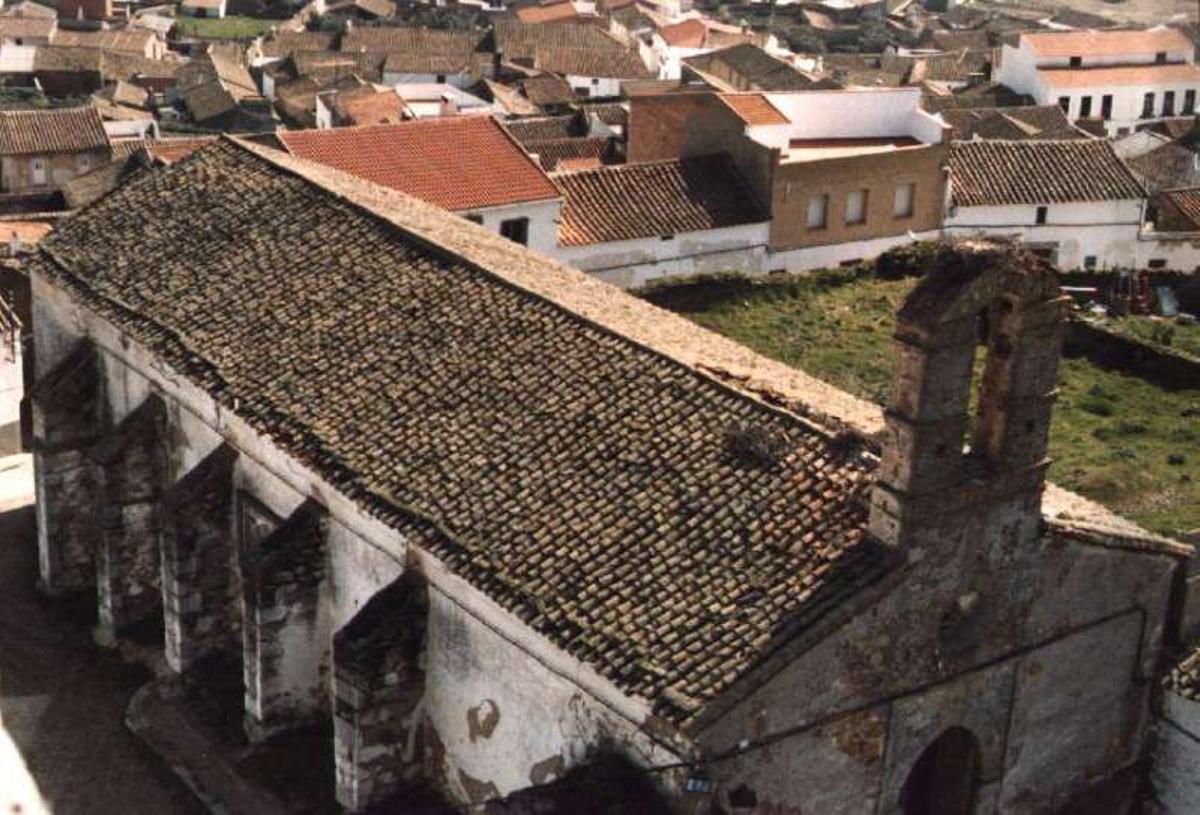 Vista aérea de la ermita de la Roca de Pedroche.
