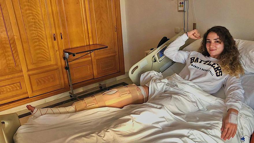 Yolanda Florido, operada de la rotura del ligamento cruzado de su rodilla derecha
