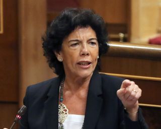 Celaá insiste en la "falta de rigor" de la Alta Inspección sobre adoctrinamiento