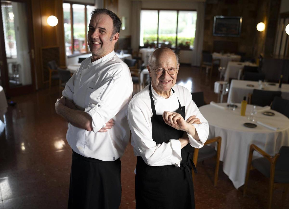 Jordi i Jaume Subirós, al menjador del restaurant El Motel, a Figueres. / FERRAN NADEU