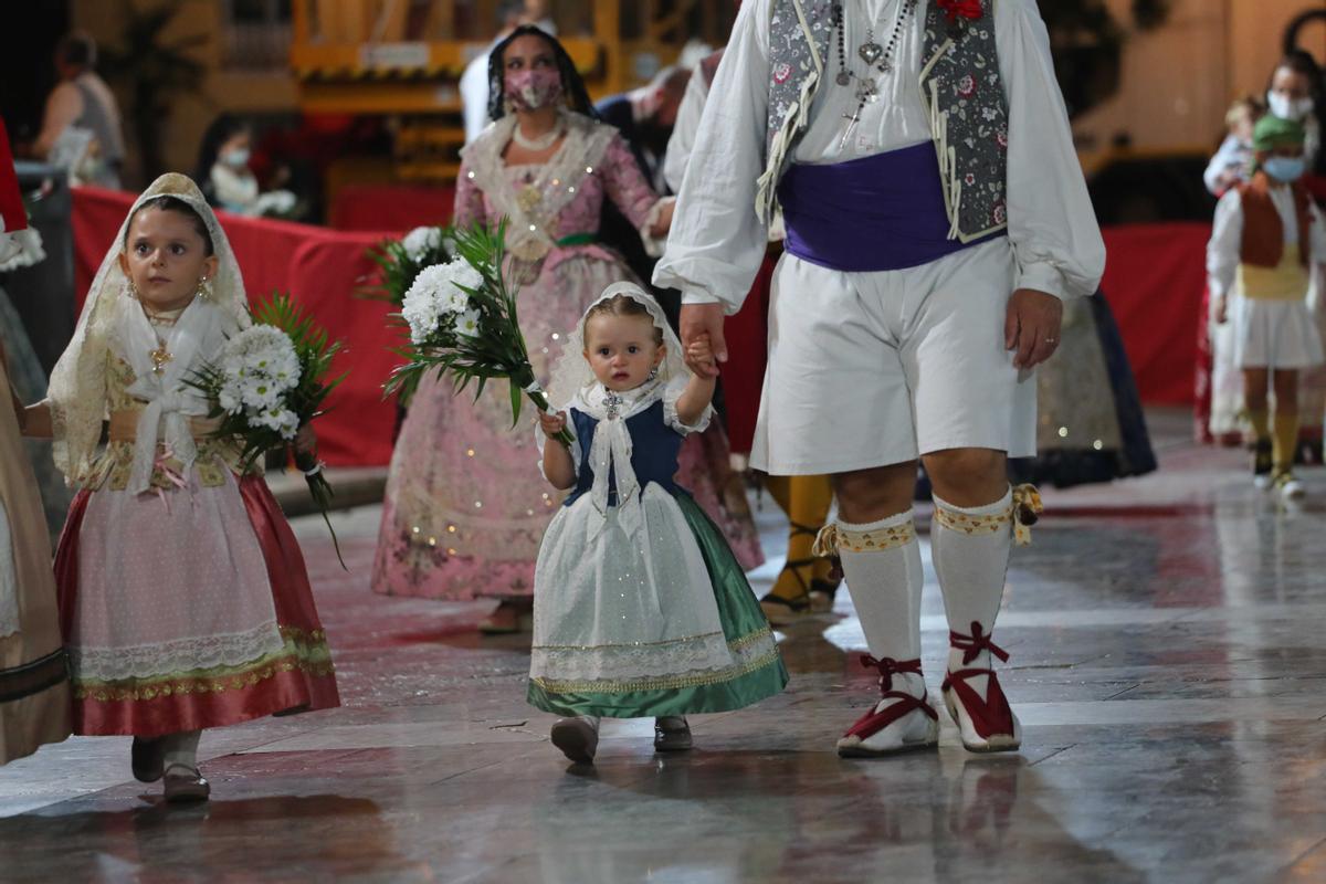 Búscate en el primer día de Ofrenda, 3 de septiembre, en la entrada por la calle Caballeros desde las 22.00 a 23.00