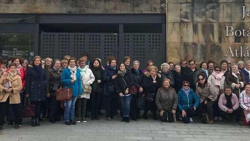 Los colectivos de mujeres visitan Gijón