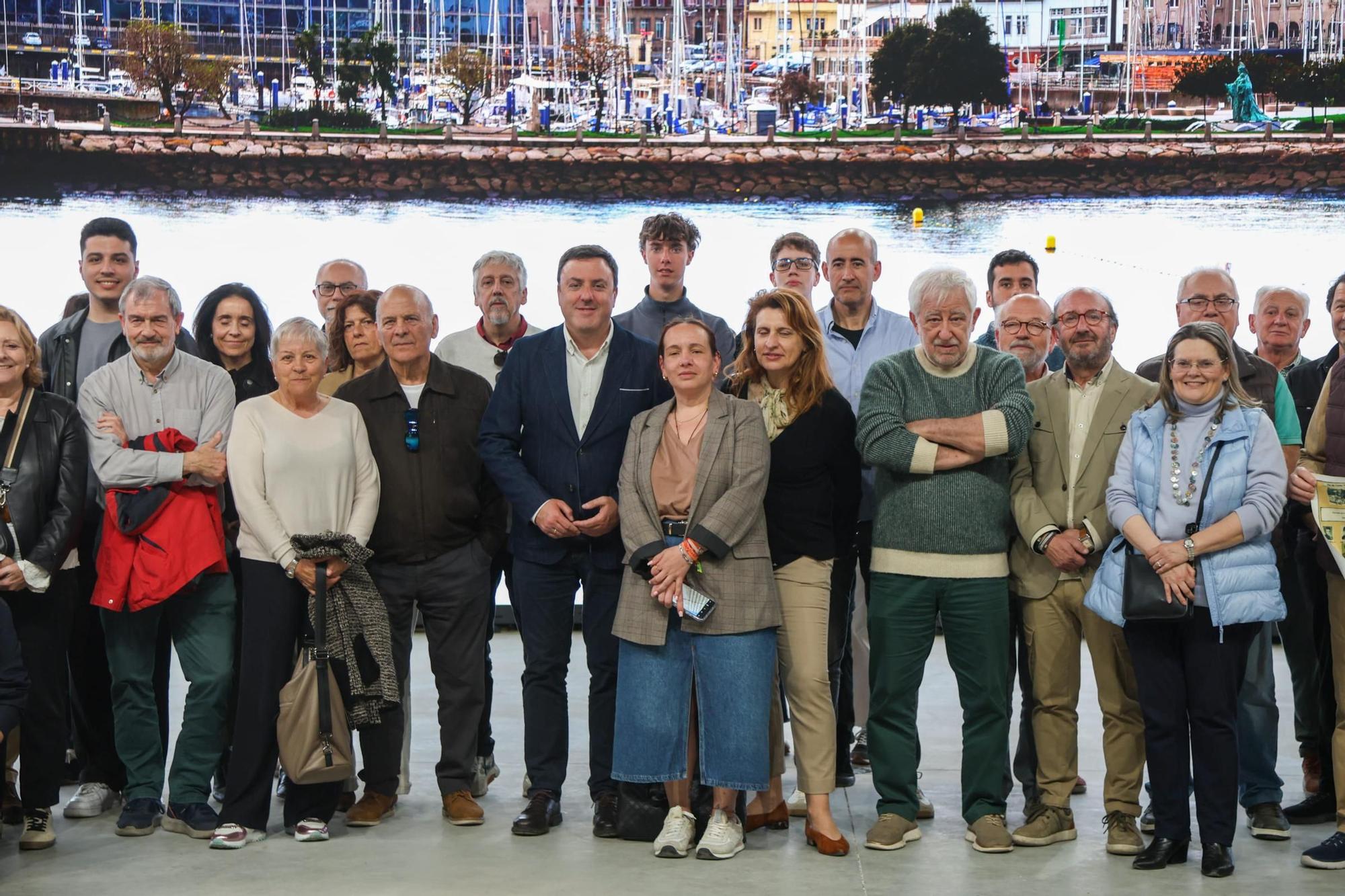 Visita vecinal al plató de la Ciudad de las TIC