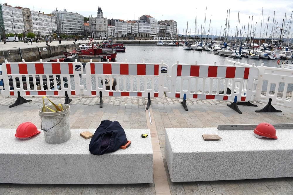 Instalación del banco de protección de la Marina