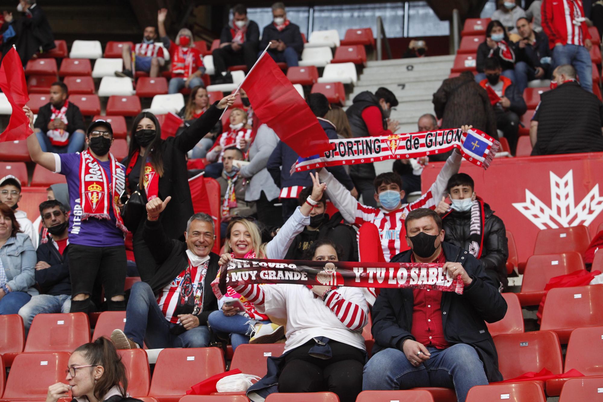 EN IMÁGENES: Así fue el derbi asturiano en El Molinón