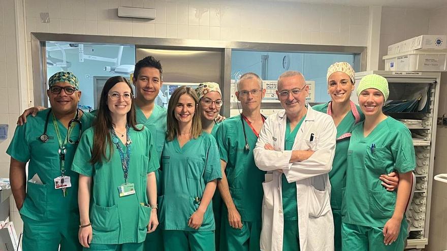 El Hospital de La Vila realiza con éxito su primer bypass gástrico y deja de depender del hospital de Alicante