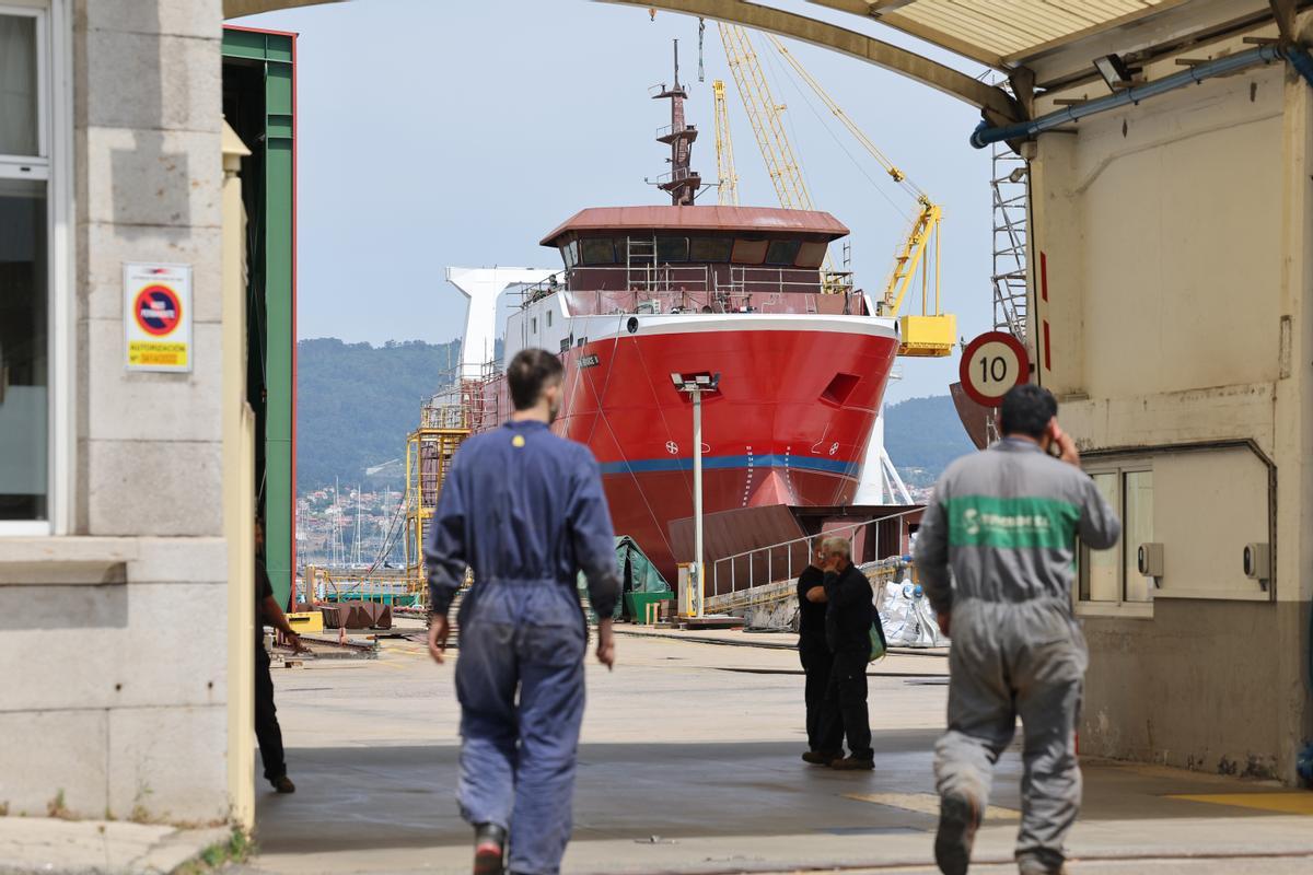 El Erin Bruce II de Wanchase Argentina en el muelle de construcción