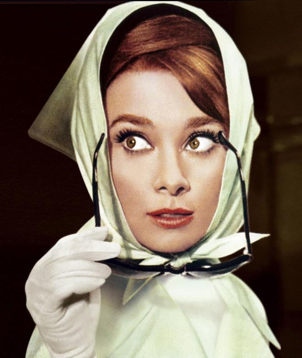 Audrey Hepburn, en la promoción del filme 'Charada'.