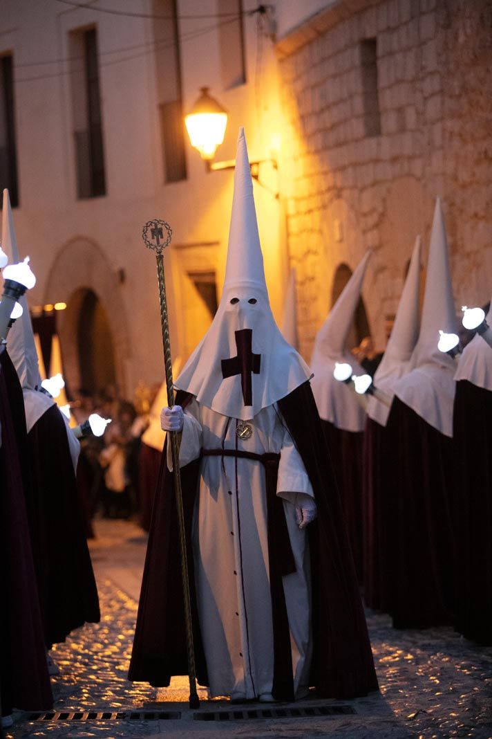 Semana Santa En Ibiza: procesión del Santo Entierro en el Viernes Santo