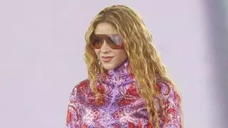 El maquillador Roberto Siguero, analiza el maquillaje de Shakira en su residencia en Madrid: "El perfilador ligeramente más oscuro que el labial consigue un efecto de mayor volumen"