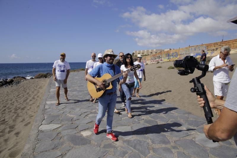 Flashmob en la playa La Tejita