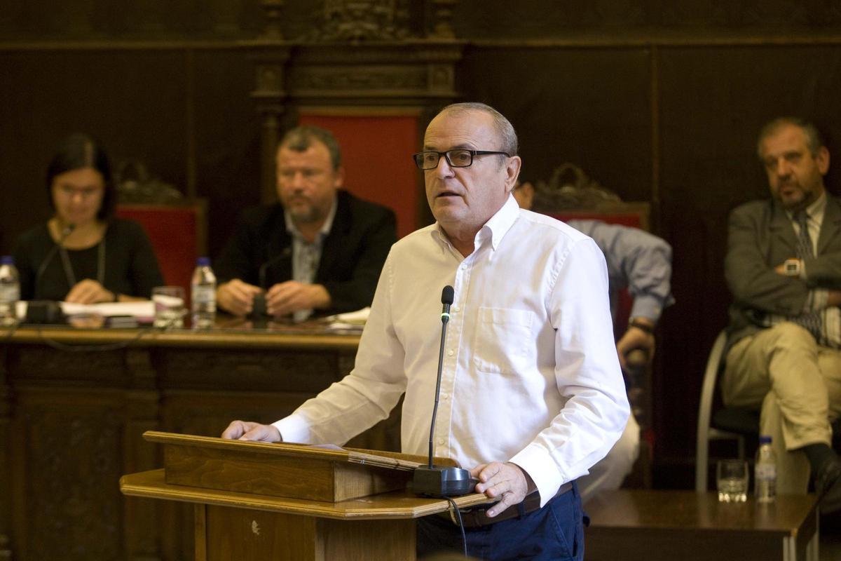 Francisco Crispín, en una intervenciónplenaria de 2015.