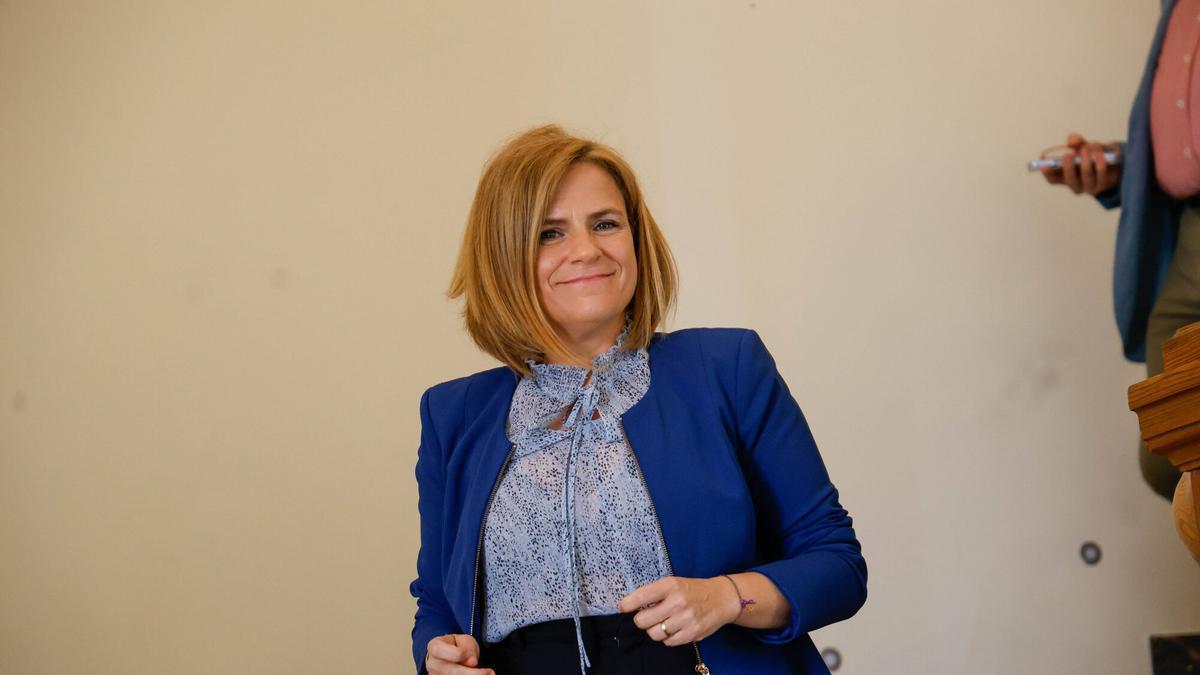 Pilar Bernabé tras una reunión del consejo de la autoridad portuaria