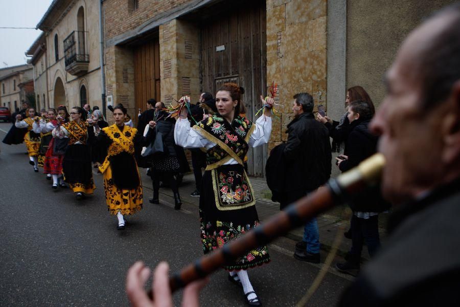 Baile del Niño en Venialbo