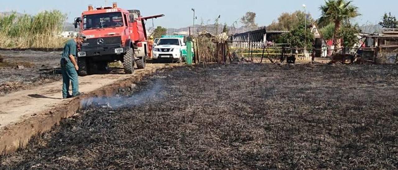 Aspecto que tenía parte de la zona quemada cercana a las casas.