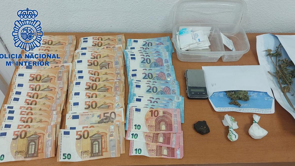 Droga y dinero en efectivo incautado por la Policía Nacional en València