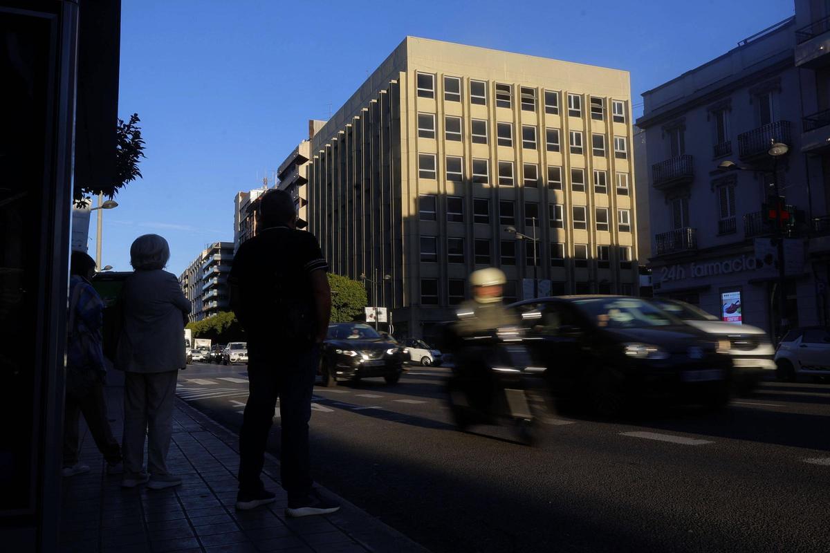 Edificio que va a acoger en nuevo hotel de cinco estrellas de la cadena MYR en València.
