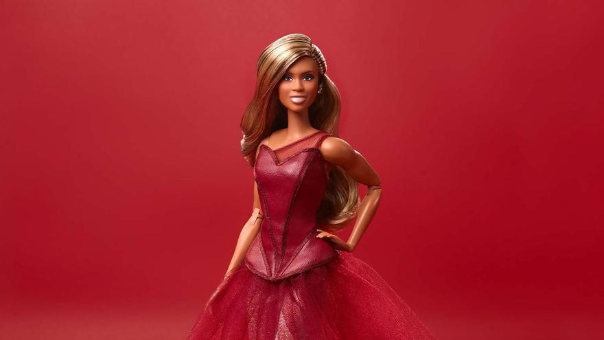 Mattel crea la primera Barbie transexual