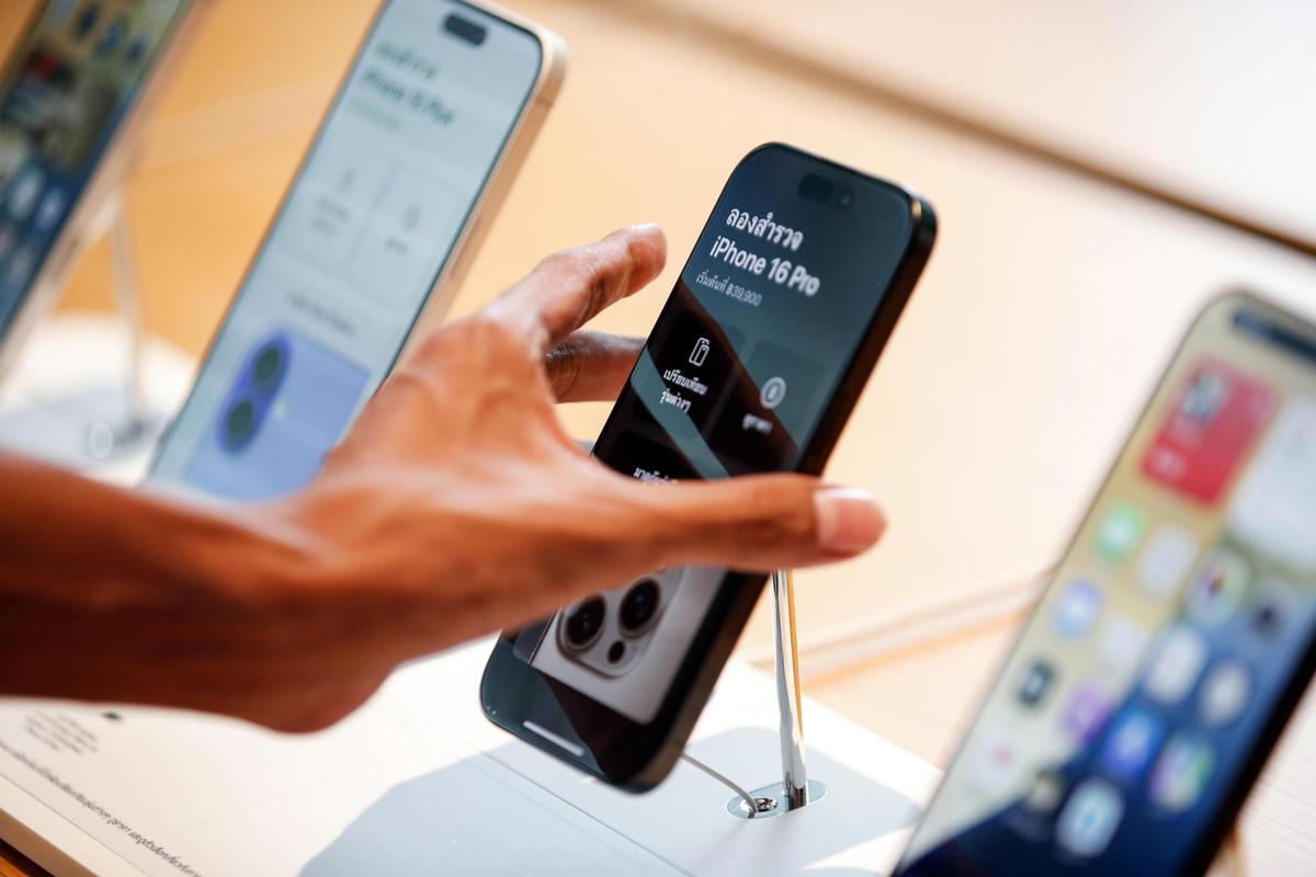 Así es el nuevo etiquetado energético de móviles y tablets: ¿para qué sirve?
