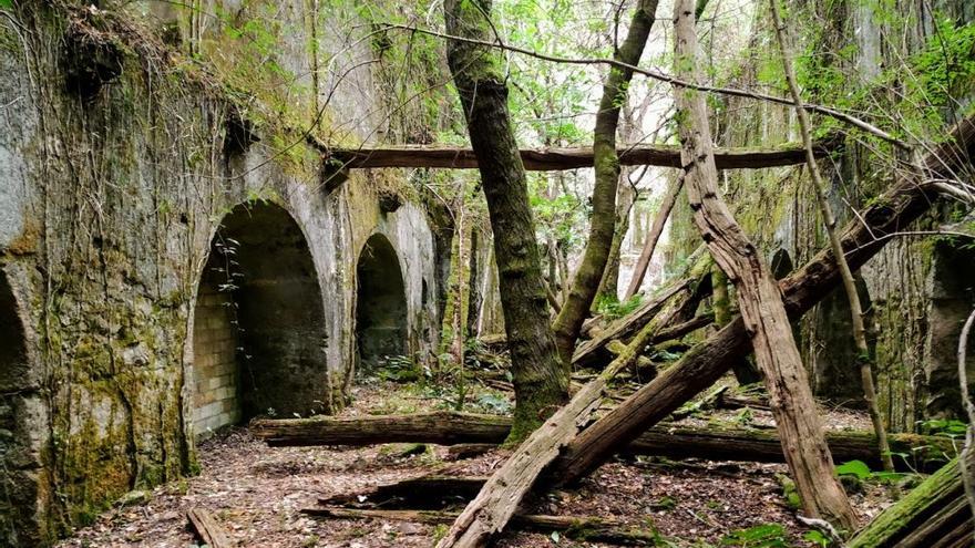 Así son las ruinas de las cinco antiguas fábricas de papel de Brandía