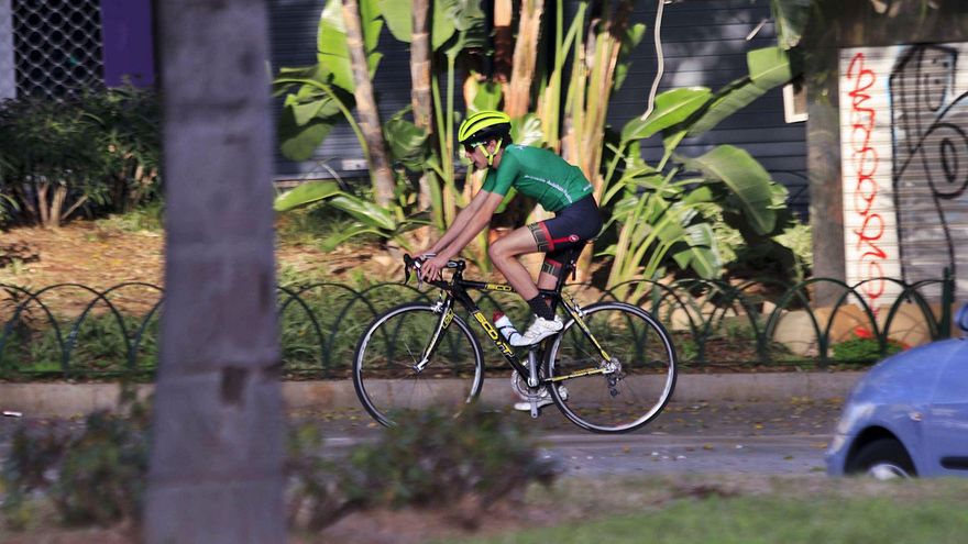 El equipo de gobierno y la oposición chocan otra vez por los carriles bici