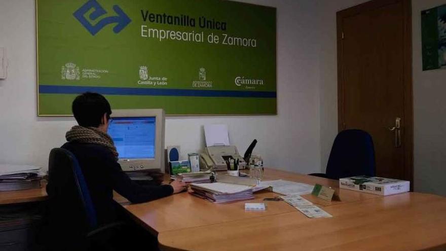 El Gobierno retira la financiación y el personal propio a la Ventanilla Única Empresarial