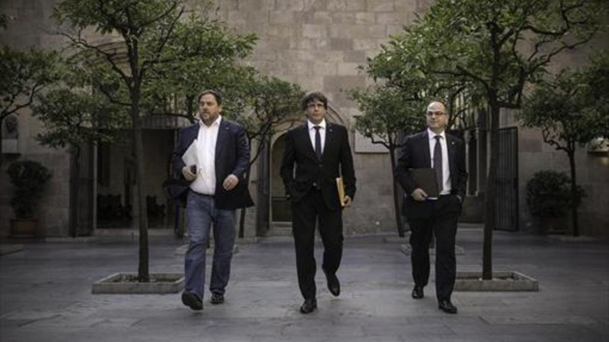 Junqueras y Puigdemont, el 10 de octubre en el Palau de la Generalitat.