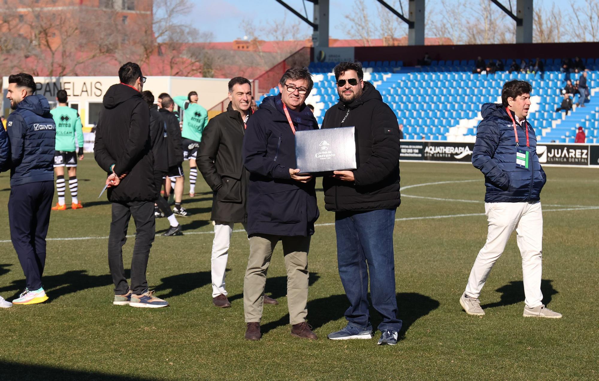 Las imágenes de los adficionados del Córdoba CF en Salamanca