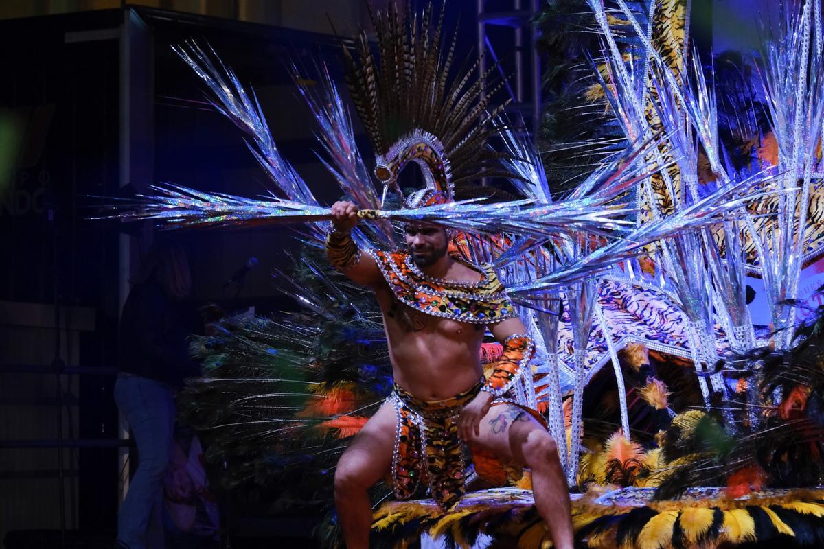 El Carnaval de Málaga ya toma las calles tras el pregón de Maxi