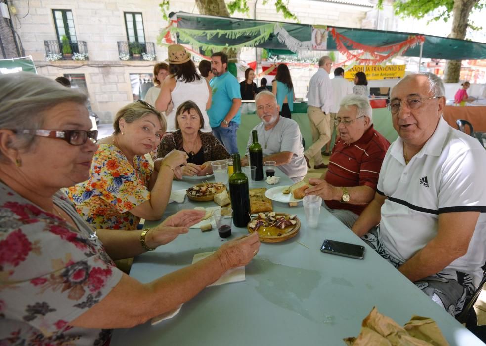 Buena acogida de la primera Festa Gastronómica da Emigración de Ponte Caldelas