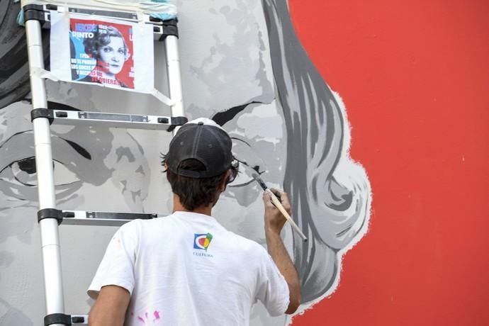 15-04-19 LAS PALMAS DE GRAN CANARIA.CALLEJON LAS LAGUNETAS. LAS PALMAS DE GRAN CANARIA. Fotos de un mural que estan pintando en un solar en el callejon Las Lagunetas.  | 15/04/2019 | Fotógrafo: Juan Carlos Castro