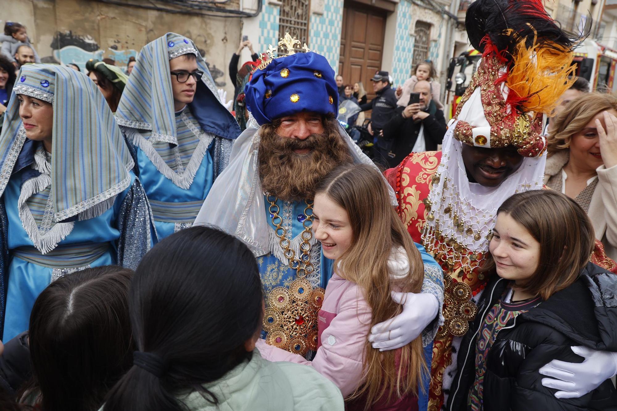 Los Reyes Magos siguen en València y visitan las pedanías afectadas por la dana