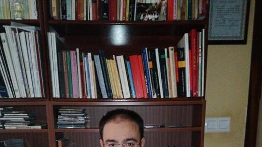Álvaro de la Fuente: "Mi libro contradice algunas leyendas en torno al zángano"