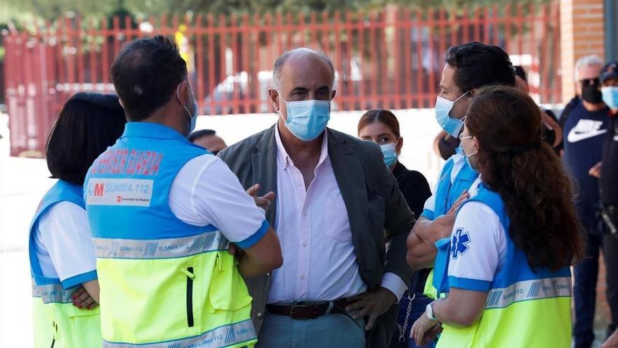 Madrid recurrirá la anulación de la orden que prohíbe fumar y cerrar el ocio