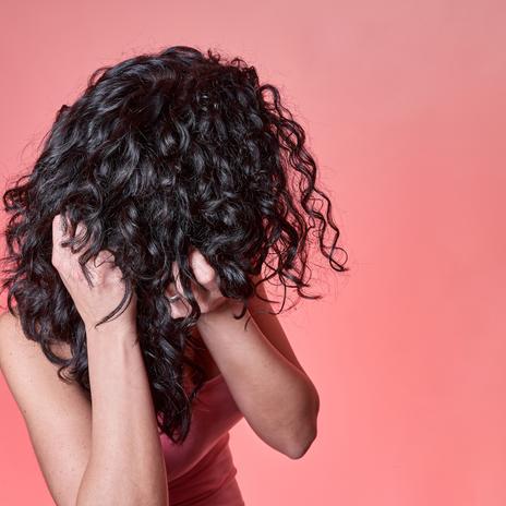 El método curly conquista a más de 1 millón de mujeres con cabello rizado gracias a este acondicionador