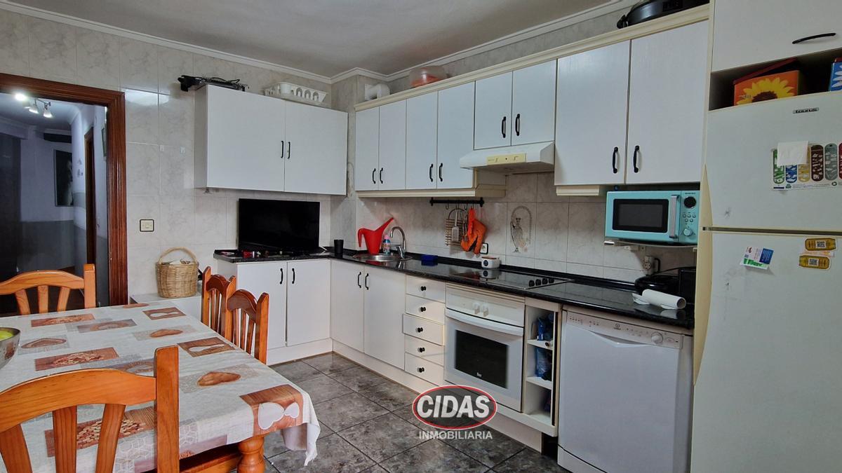 Cocina piso Oviedo