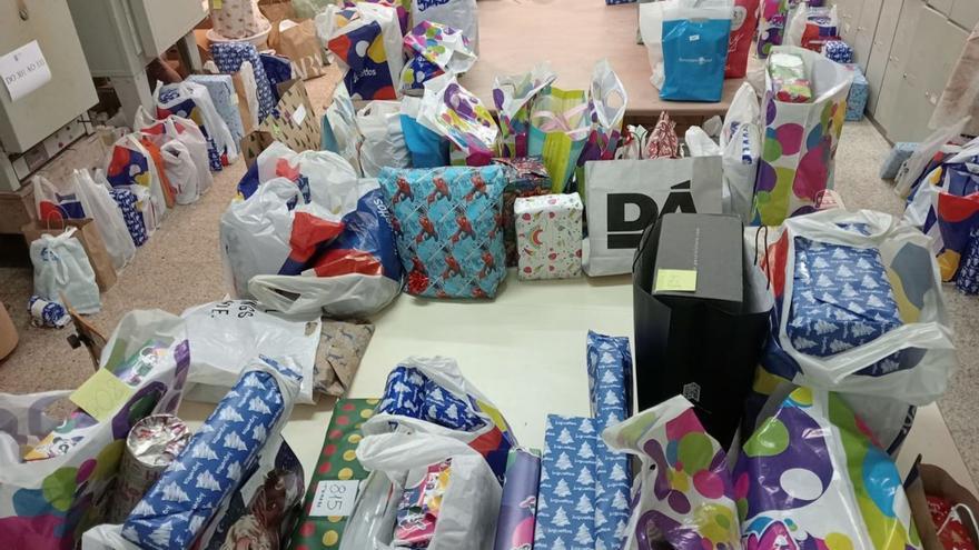 Los paquetes recolectados durante la última edición de la campaña solidaria «(en)Volve».