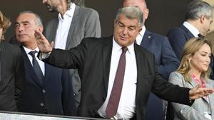 Laporta, feliz en el palco de Estadio Olímpico de Montjuïc durante el Barça-Celta.