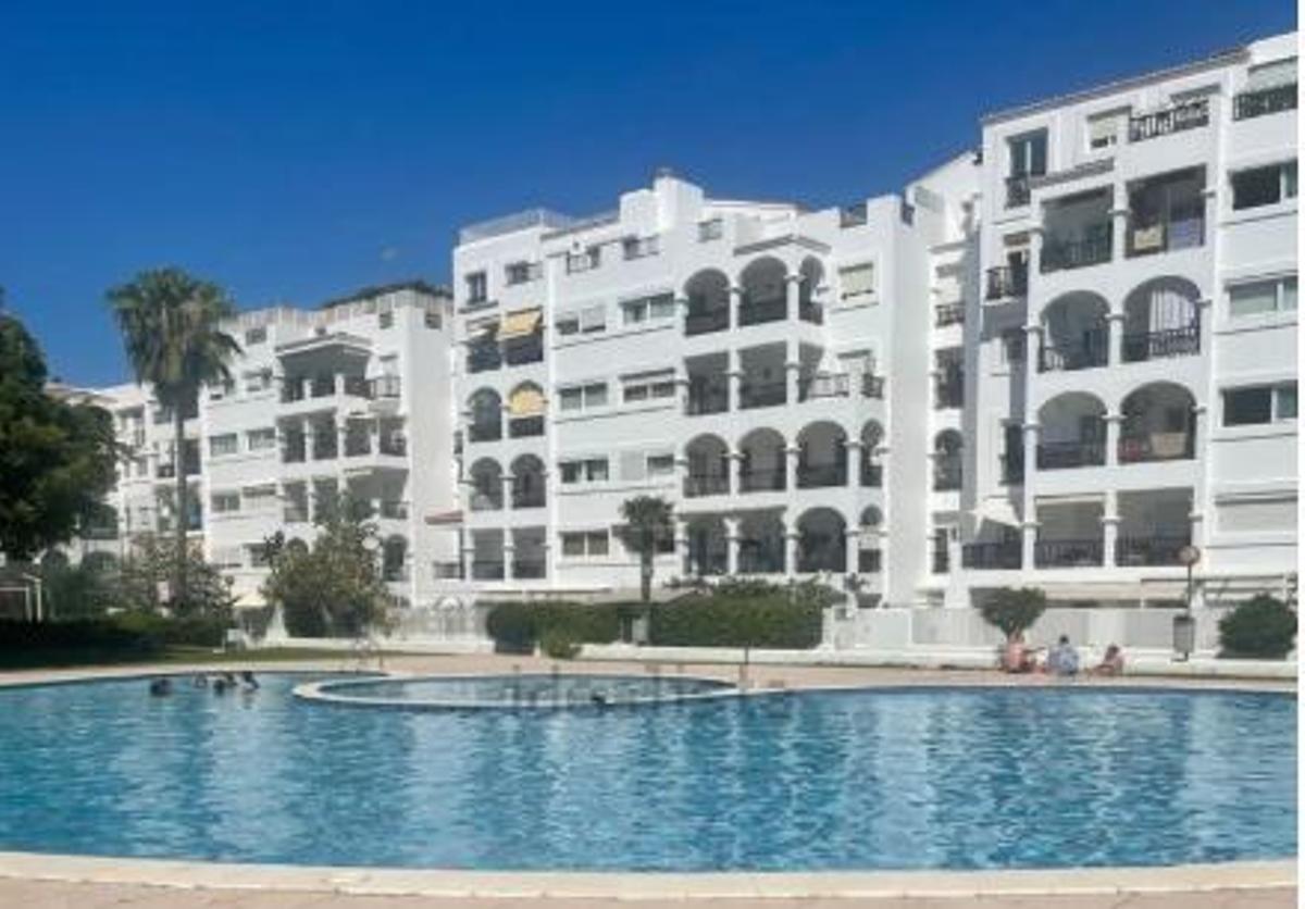 Piscina compartida de uno de los pisos