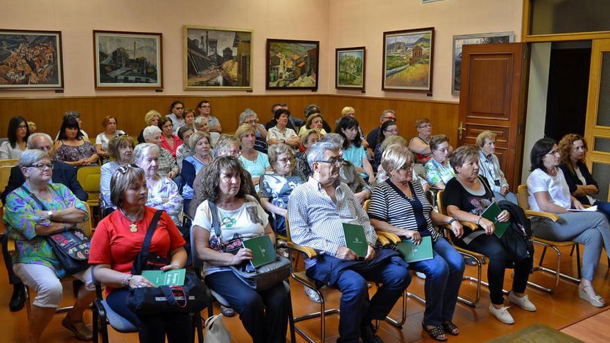 Assistents a la prsentació del llibre