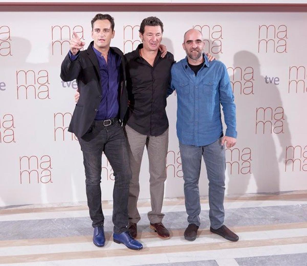Asier Etxeandía, Julio Medem, Luis Tosar en la presentación de 'Ma Ma' en Madrid