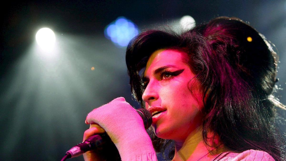 Se cumplen 15 años de la muerte de Amy Winehouse